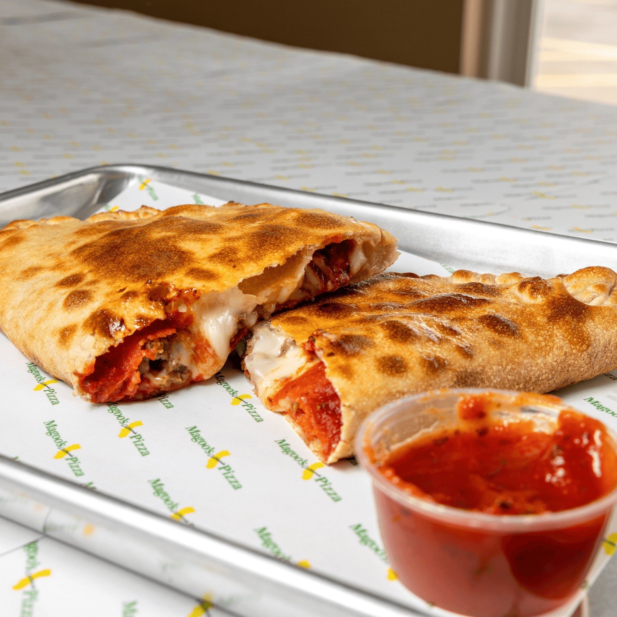 Pepperoni Magzone.